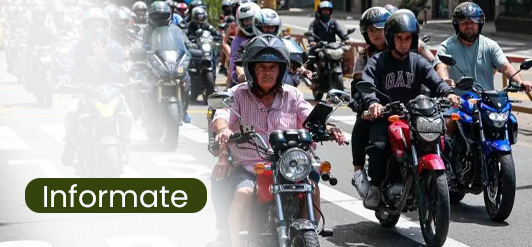 Motociclistas circulando con su Seguro Obligatorio vigente